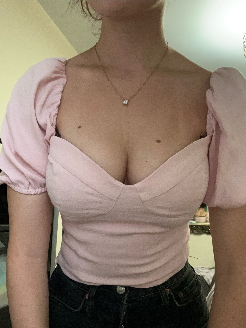 Wilfred Puff Sleeve Sweetheart Crop Top in Light Pink